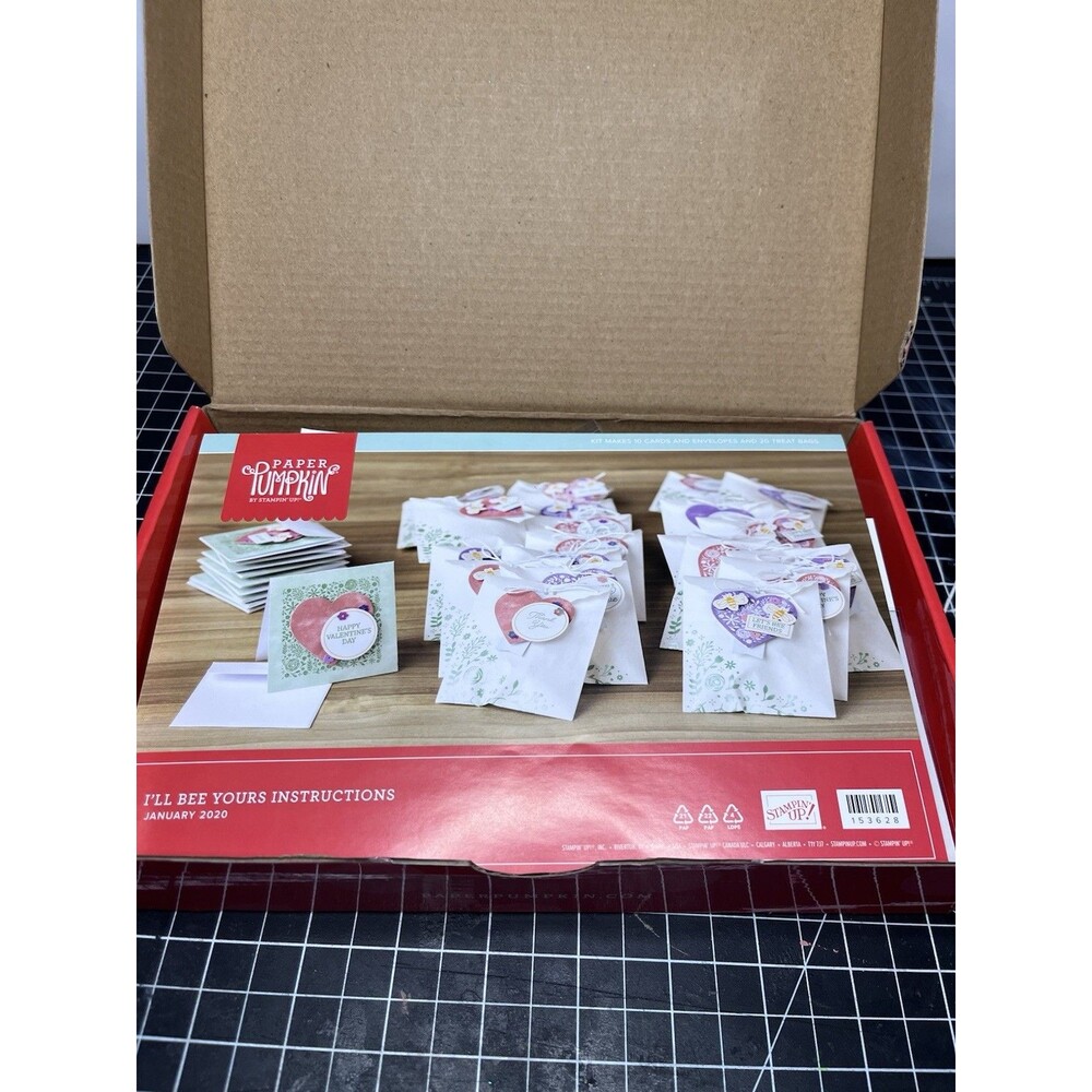 Stampin Up I’LL BEE YOURS Paper Pumpkin Card Kit January 2020 - OPEN